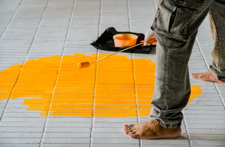 Peinture avant ou après carrelage : quel ordre suivre ?