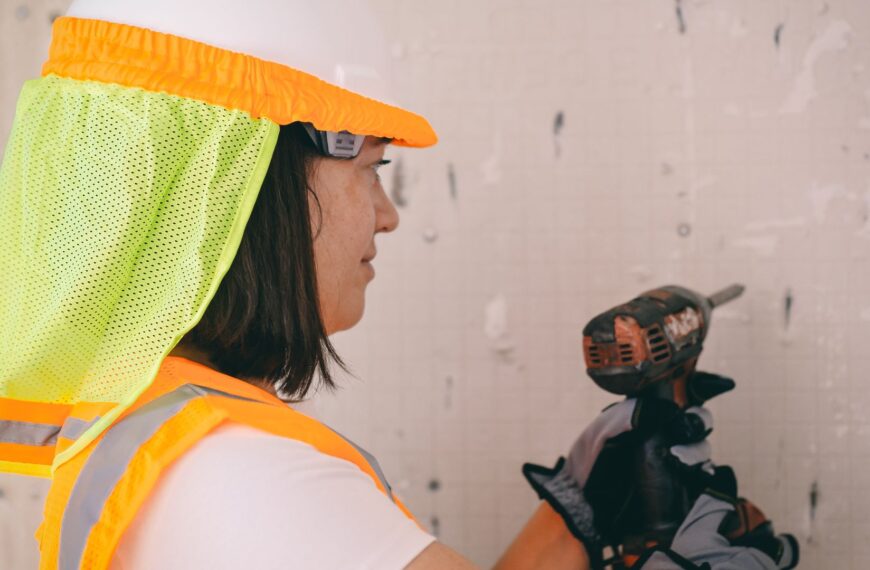 Percer un mur en béton sans percussion : méthode, matériel et conseils